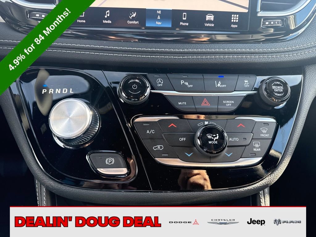 New 2026 Chrysler Pacifica Limited image 20