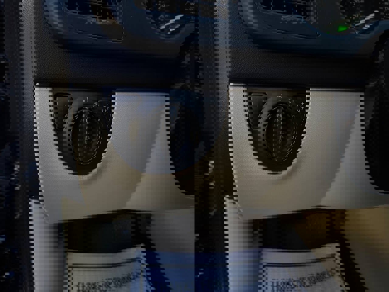 Used 2004 Saab 9-3 Linear image 18