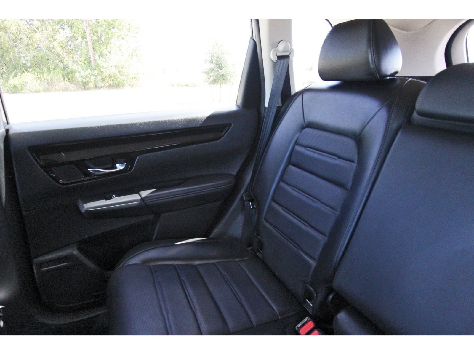 Used 2025 Honda CR-V EX-L image 12
