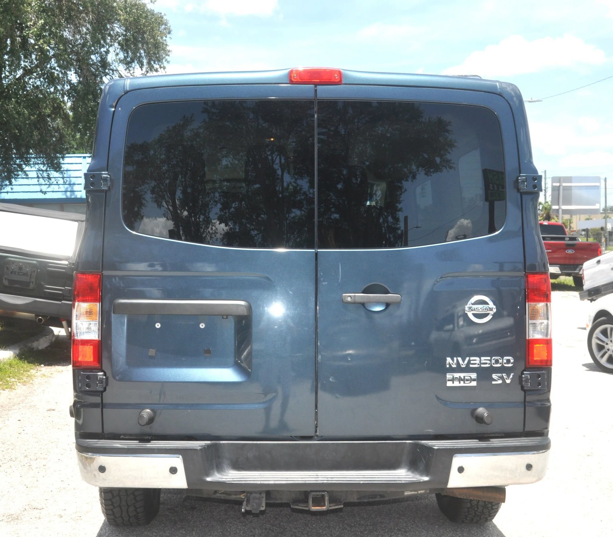 Used 2013 Nissan NV 3500 SV w/ Technology Pkg RWD image 26