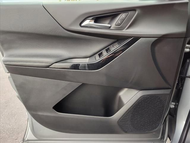 New 2026 Chevrolet Equinox LT w/ Midnight Edition image 10