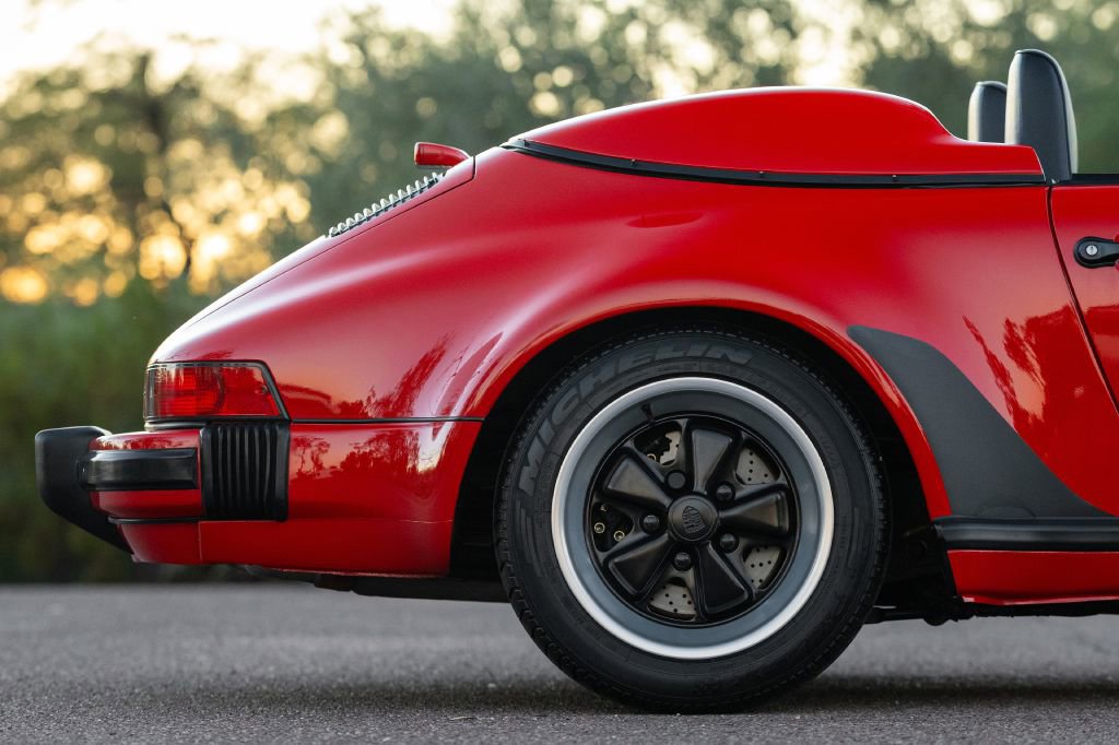 Used 1989 Porsche 911 Carrera image 25