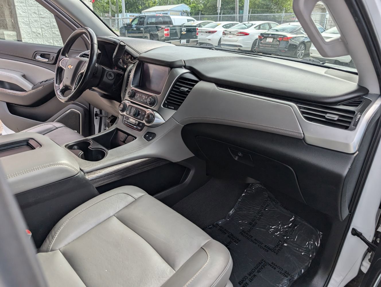 Used 2020 Chevrolet Suburban LT AWD/4WD image 13