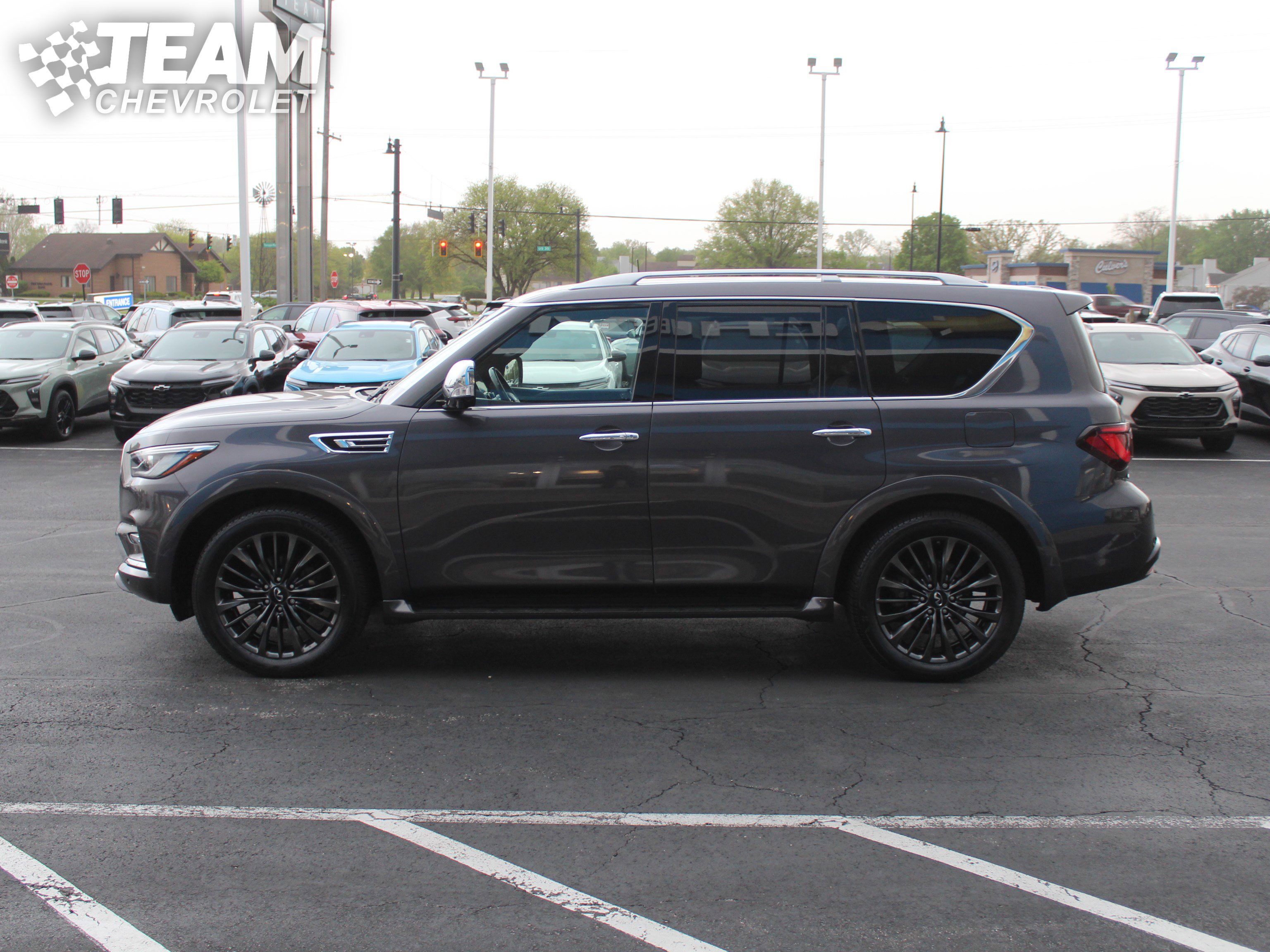 Used 2023 INFINITI QX80 Sensory w/ Cargo Package AWD/4WD image 7