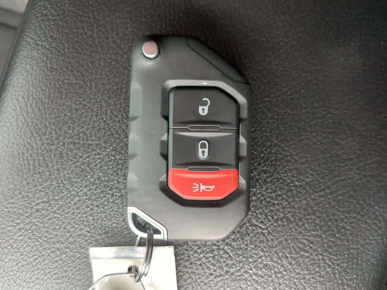Used 2024 Jeep Gladiator Sport AWD/4WD image 34