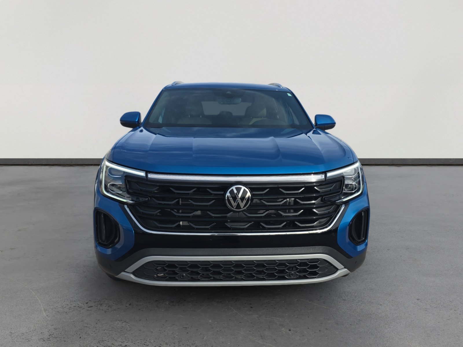 Certified 2024 Volkswagen Atlas Cross Sport SE image 8