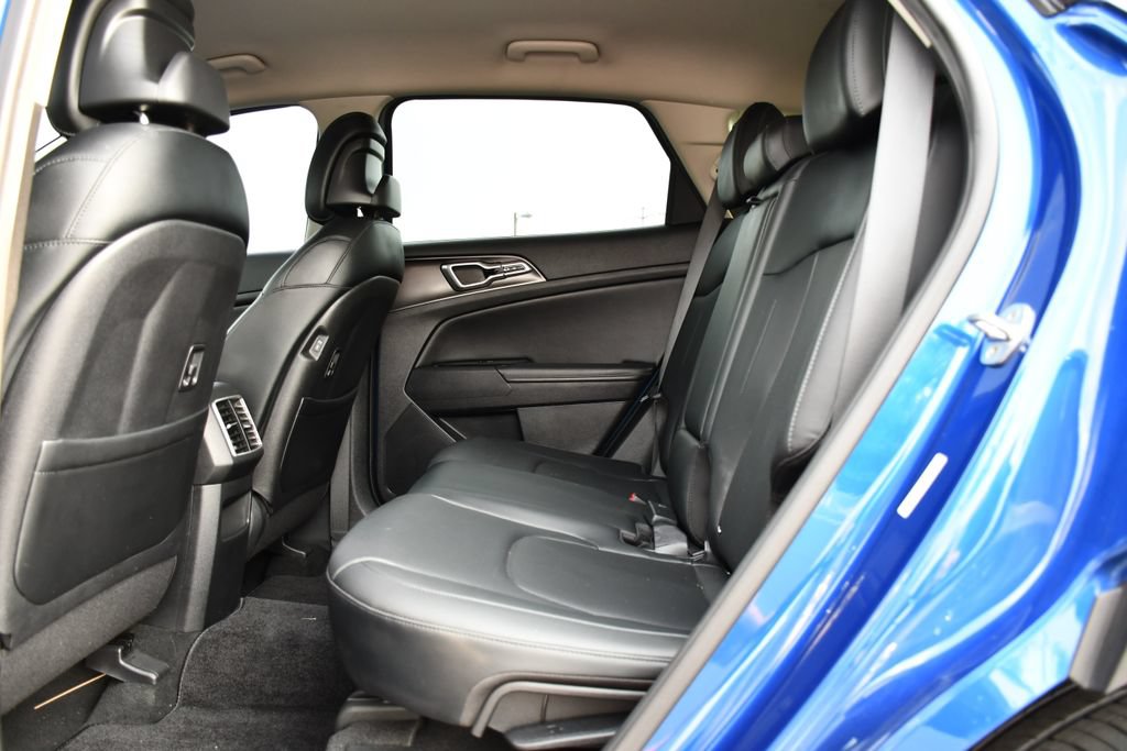 Used 2023 Kia Sportage EX FWD image 21