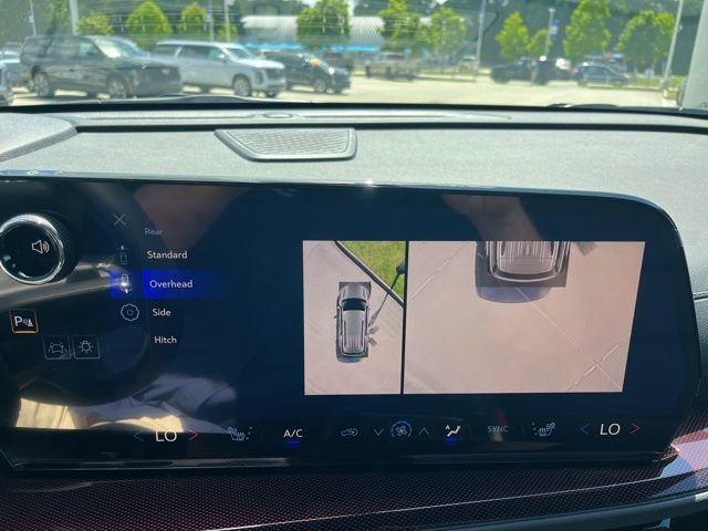 New 2026 Chevrolet Traverse Z71 AWD/4WD image 32