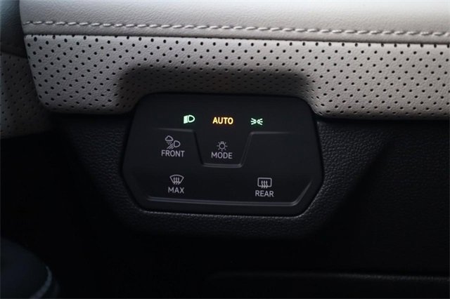 New 2026 Volkswagen Atlas Cross Sport SEL Premium R-Line image 23