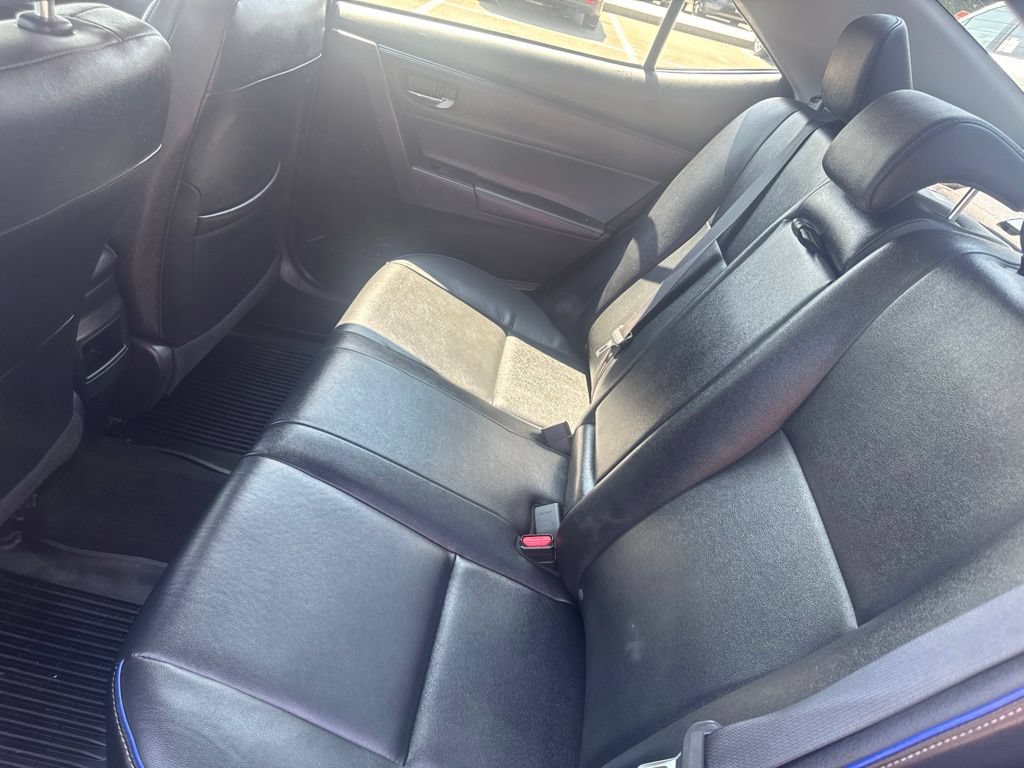 Used 2018 Toyota Corolla XSE FWD image 25