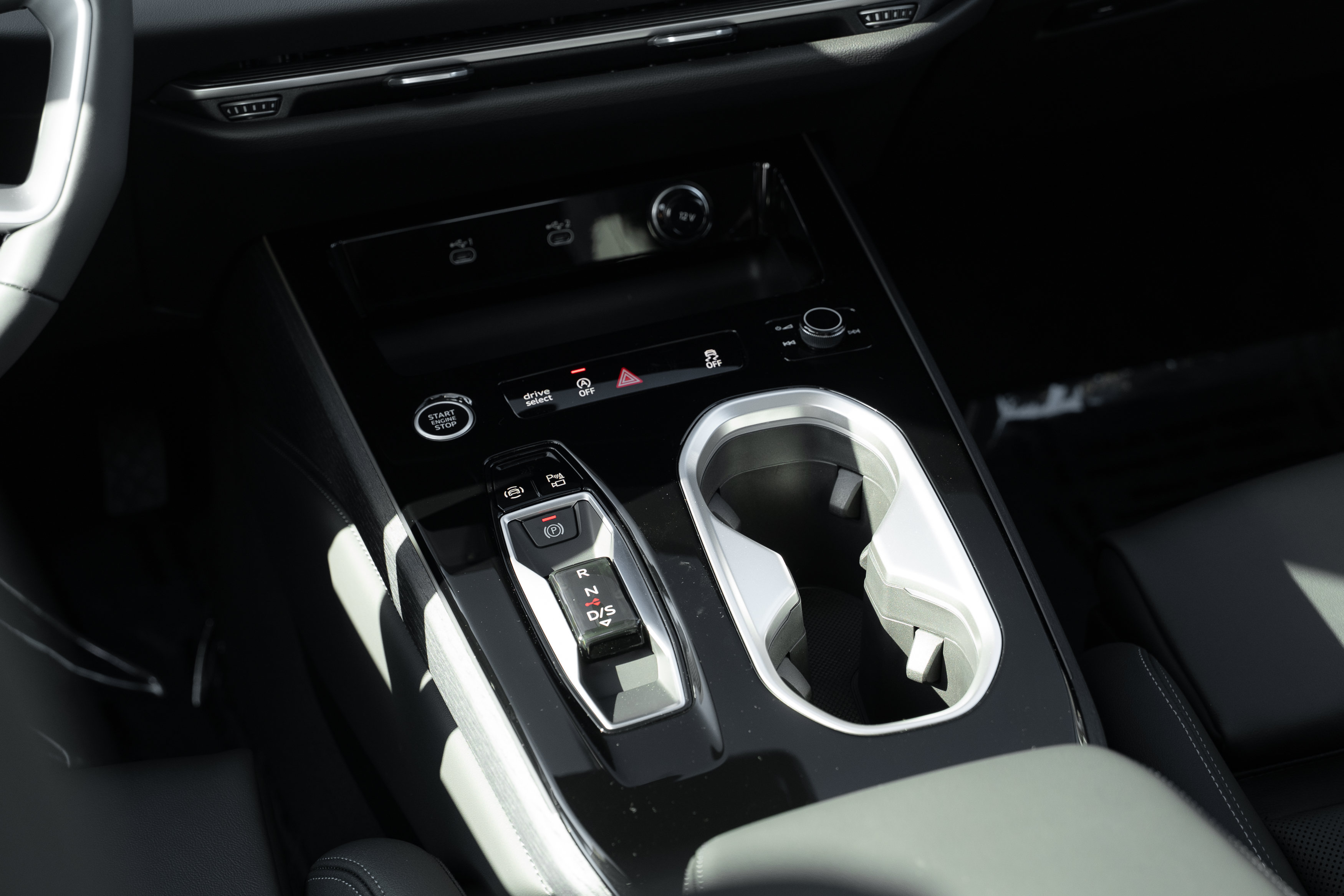 New 2026 Audi A6 Premium Plus AWD/4WD image 12