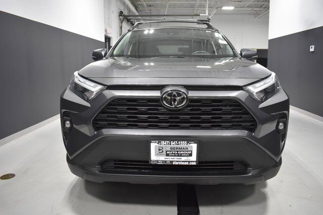 Used 2023 Toyota RAV4 XLE Premium image 6