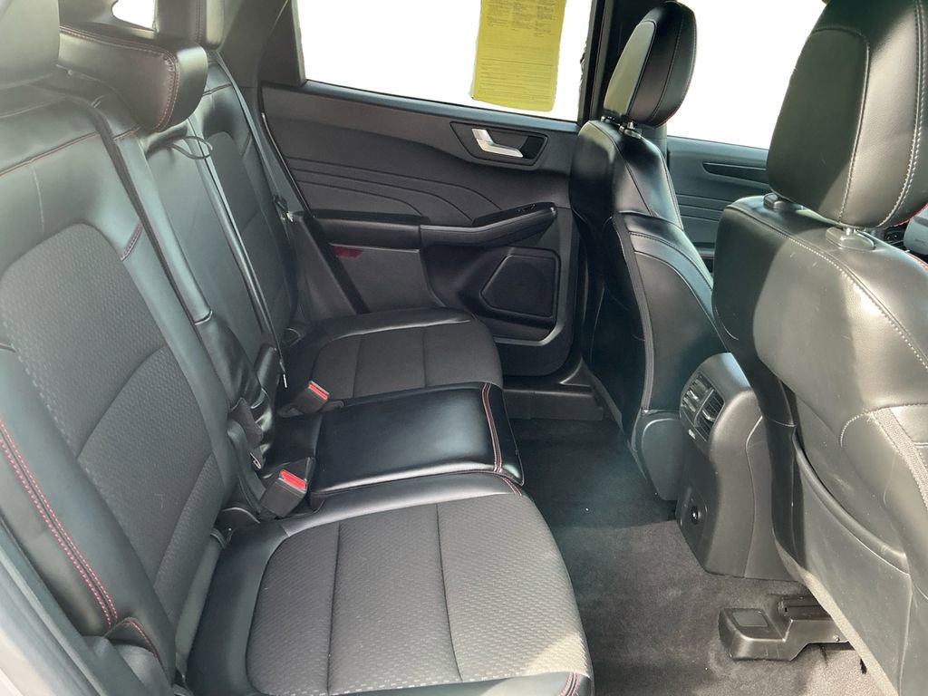 Used 2024 Ford Escape ST-Line image 16