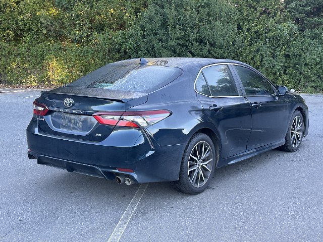 Used 2021 Toyota Camry SE FWD image 8