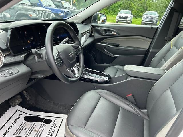 Used 2024 Chevrolet Trax ACTIV w/ Driver Confidence Package image 11