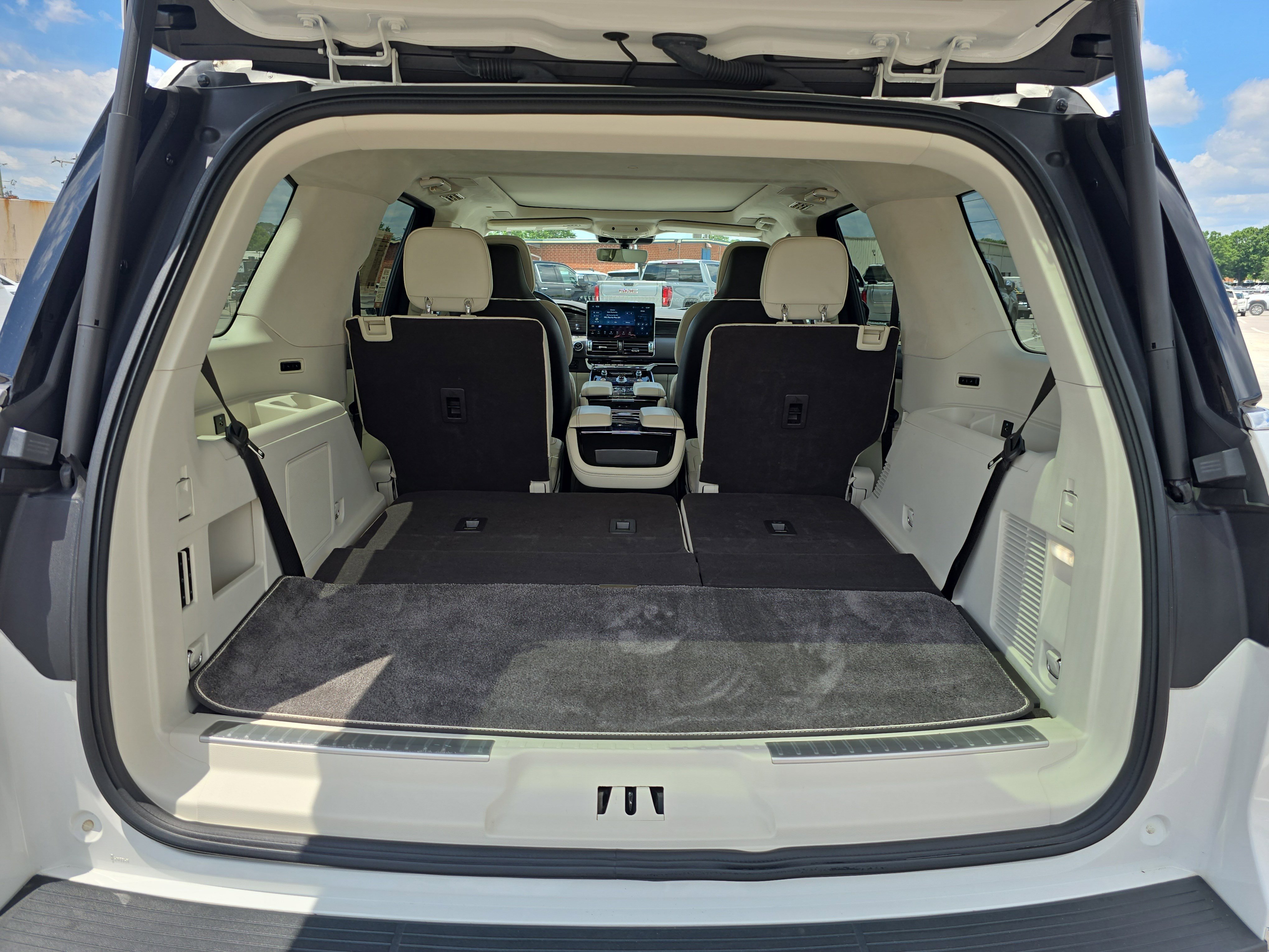 Used 2022 Lincoln Navigator Black Label AWD/4WD image 14