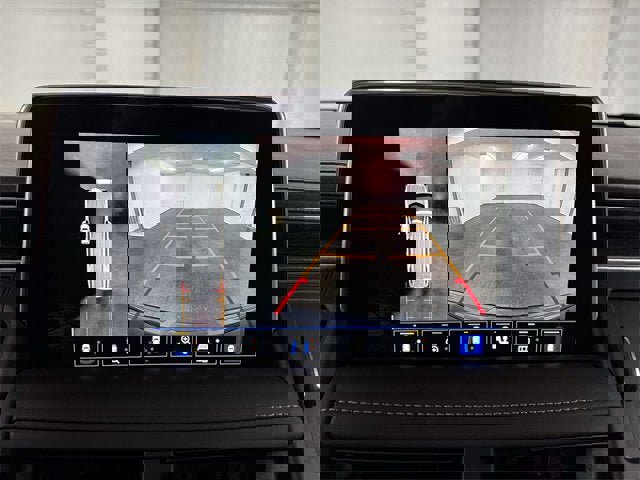 Certified 2023 GMC Yukon SLT w/ SLT Premium Package image 14