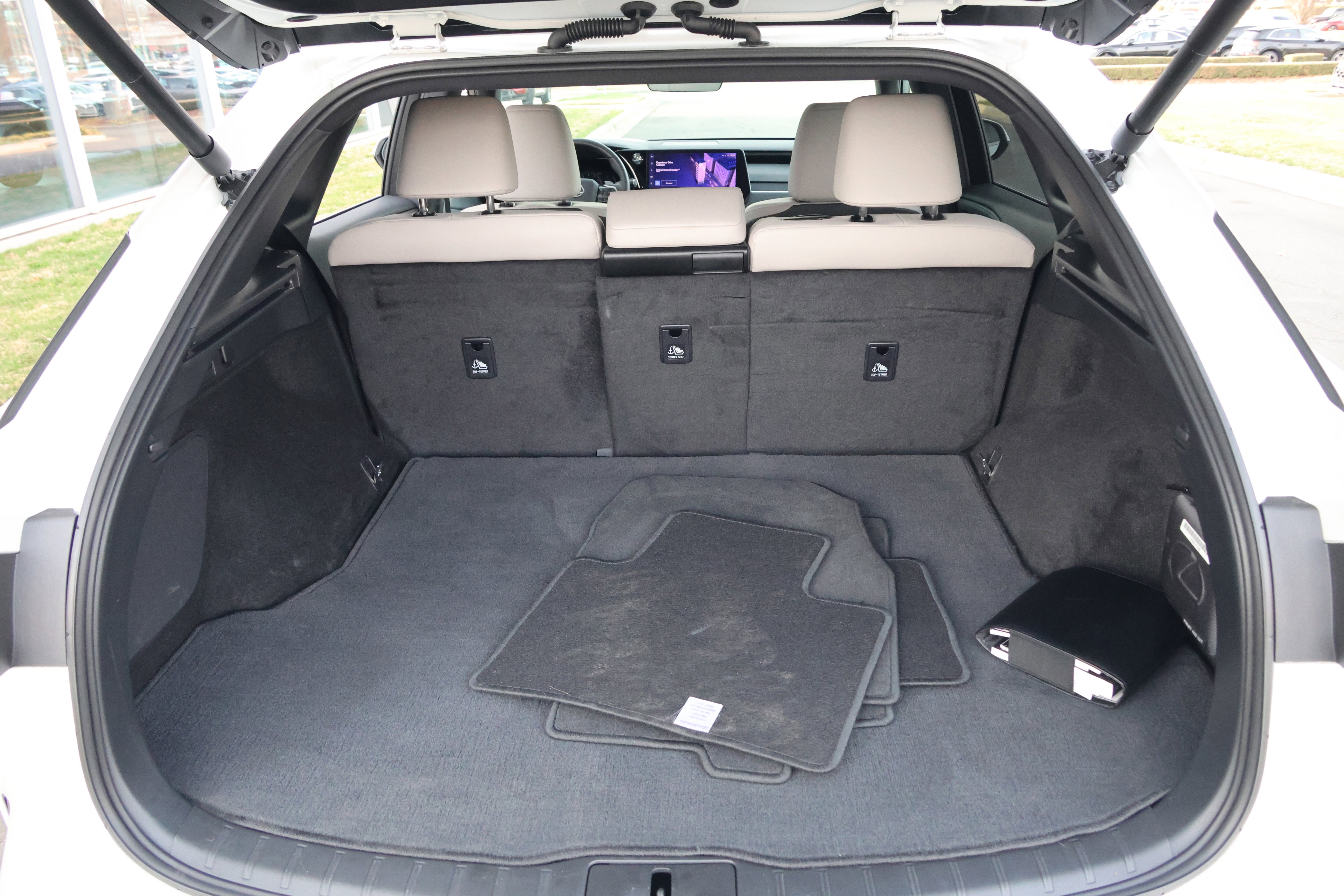 Certified 2024 Lexus RX 350 Premium w/ Accessory Package (Z1) image 36