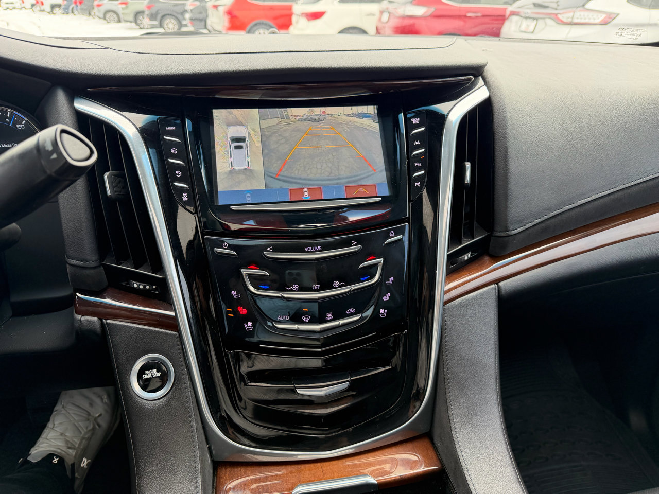 Used 2018 Cadillac Escalade Premium Luxury image 14
