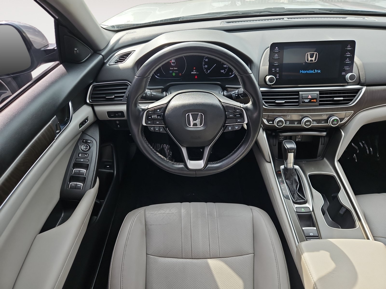 Used 2018 Honda Accord EX-L image 10