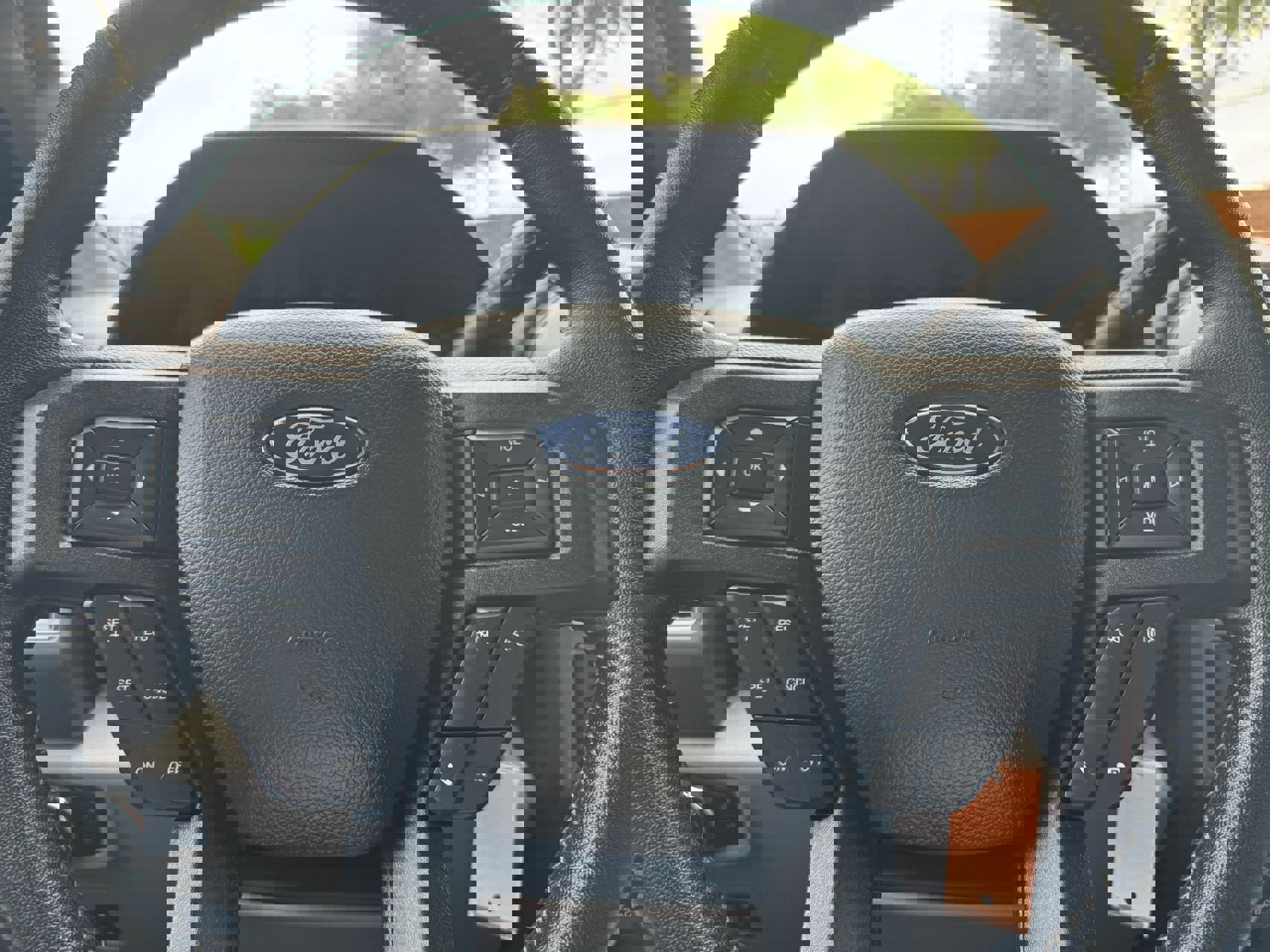 Used 2020 Ford F150 XLT w/ Equipment Group 302A Luxury AWD/4WD image 16