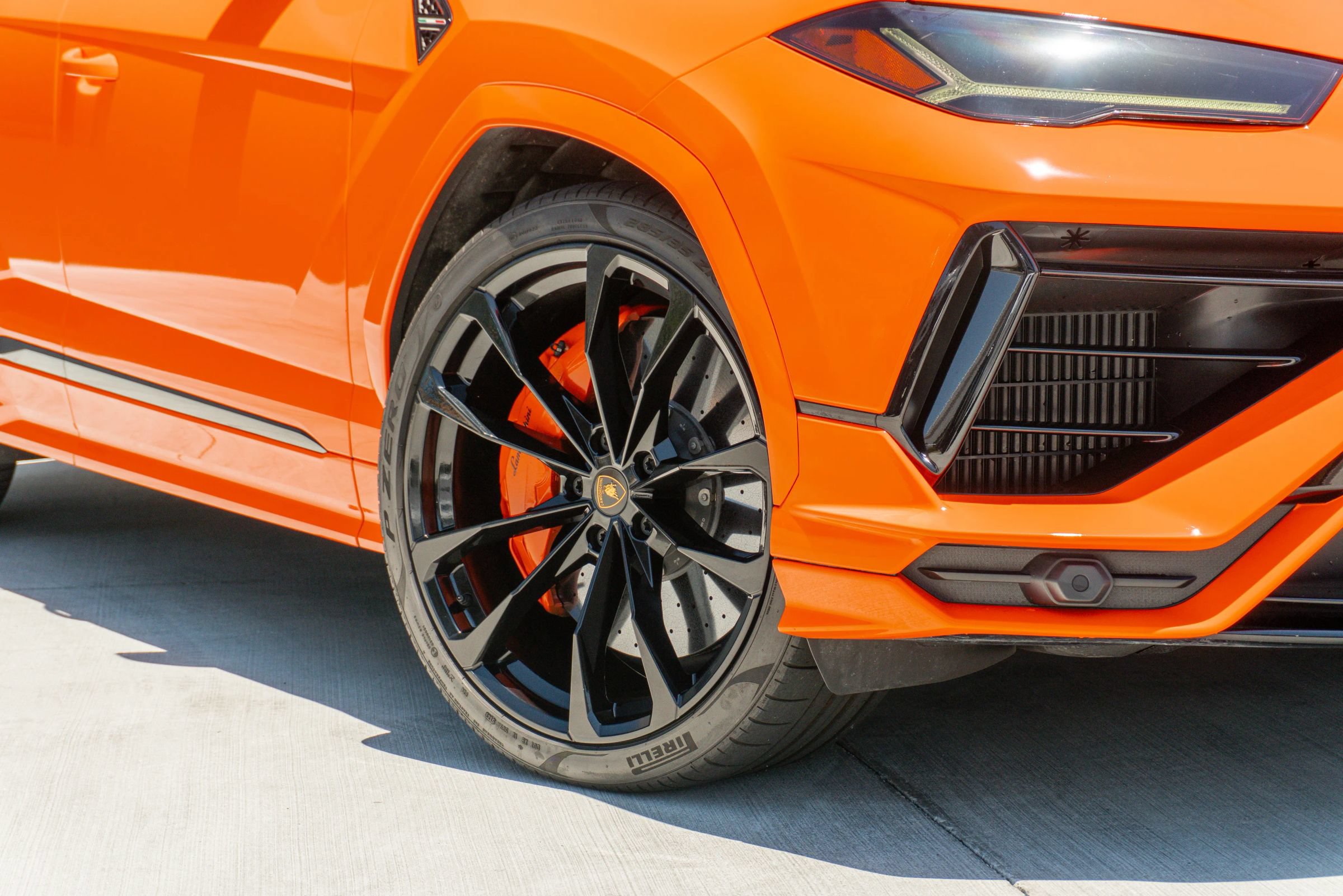 Used 2023 Lamborghini Urus S AWD/4WD image 31