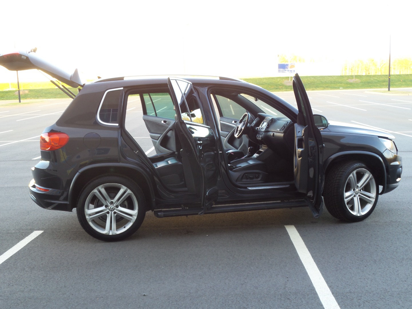 Used 2015 Volkswagen Tiguan R-Line FWD image 65