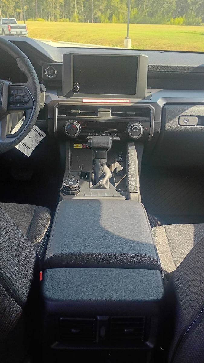 New 2026 Toyota 4Runner SR5 AWD/4WD image 15