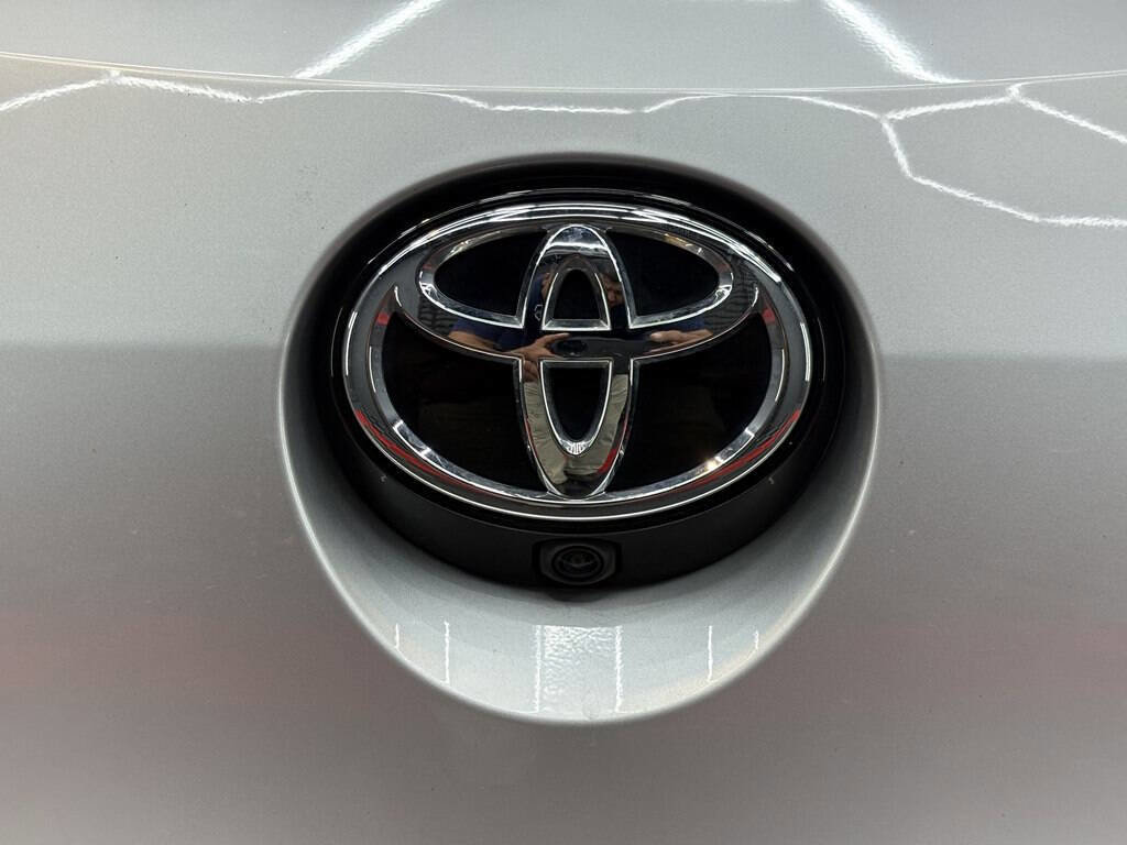 Used 2021 Toyota Corolla SE image 24