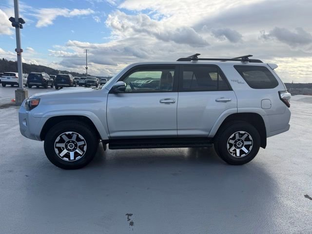 Certified 2023 Toyota 4Runner TRD Off-Road Premium image 3