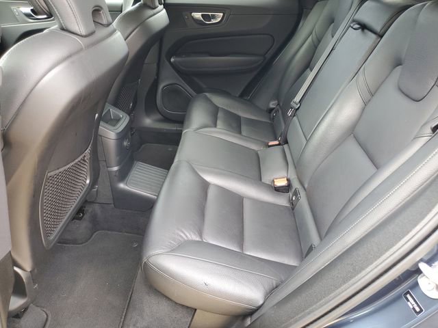 Used 2023 Volvo XC60 T8 Plus image 27