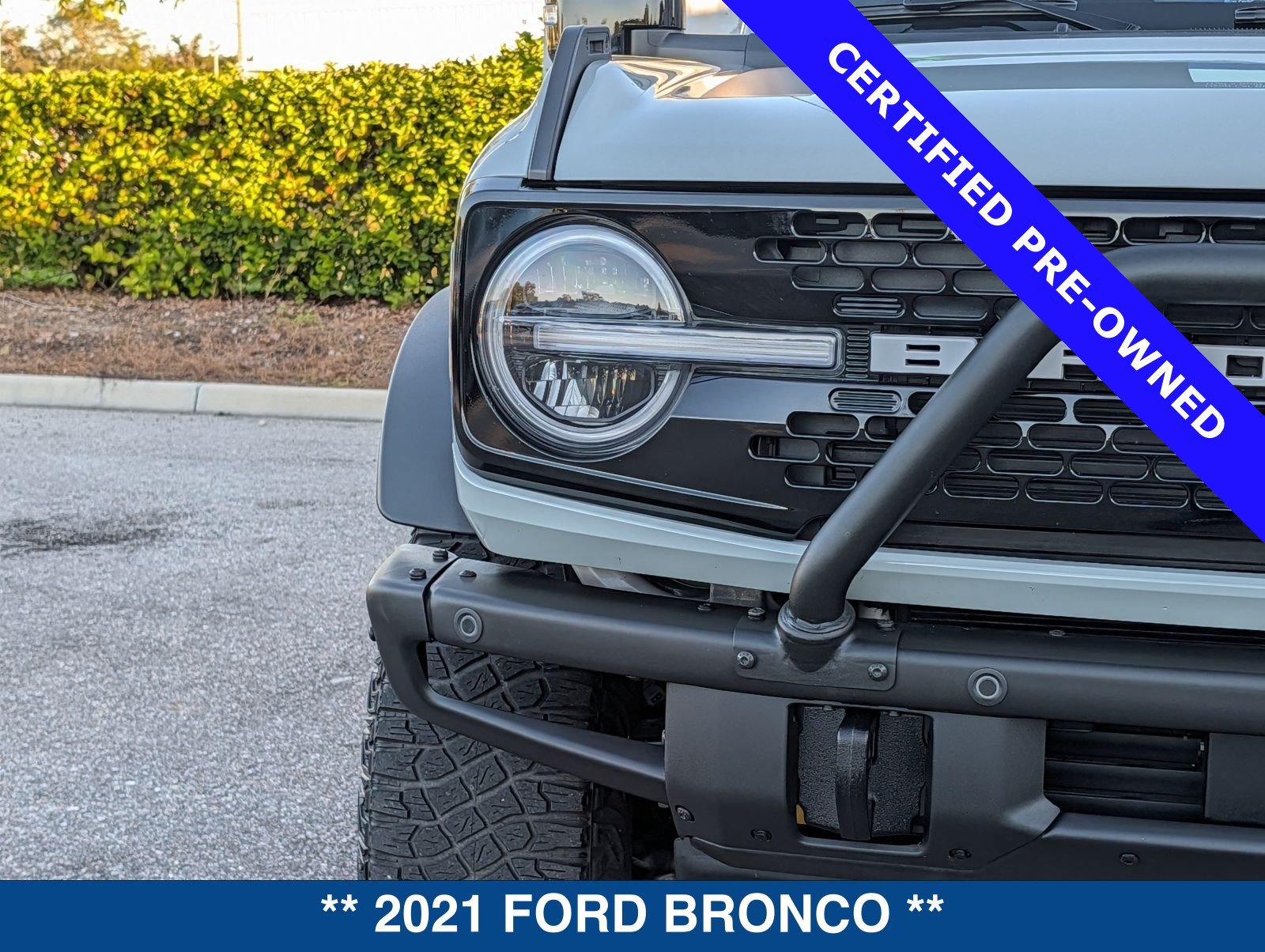 Certified 2021 Ford Bronco First Edition AWD/4WD image 10