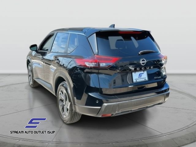 Used 2024 Nissan Rogue SV image 4