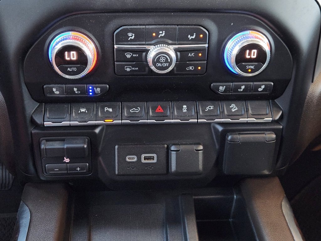 Used 2022 GMC Sierra 1500 Denali w/ Driver Alert Package II AWD/4WD image 19