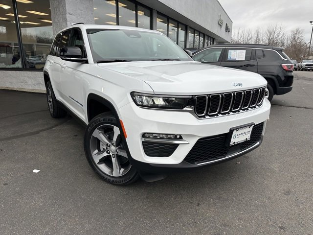 New 2024 Jeep Grand Cherokee Limited 4xe image 2