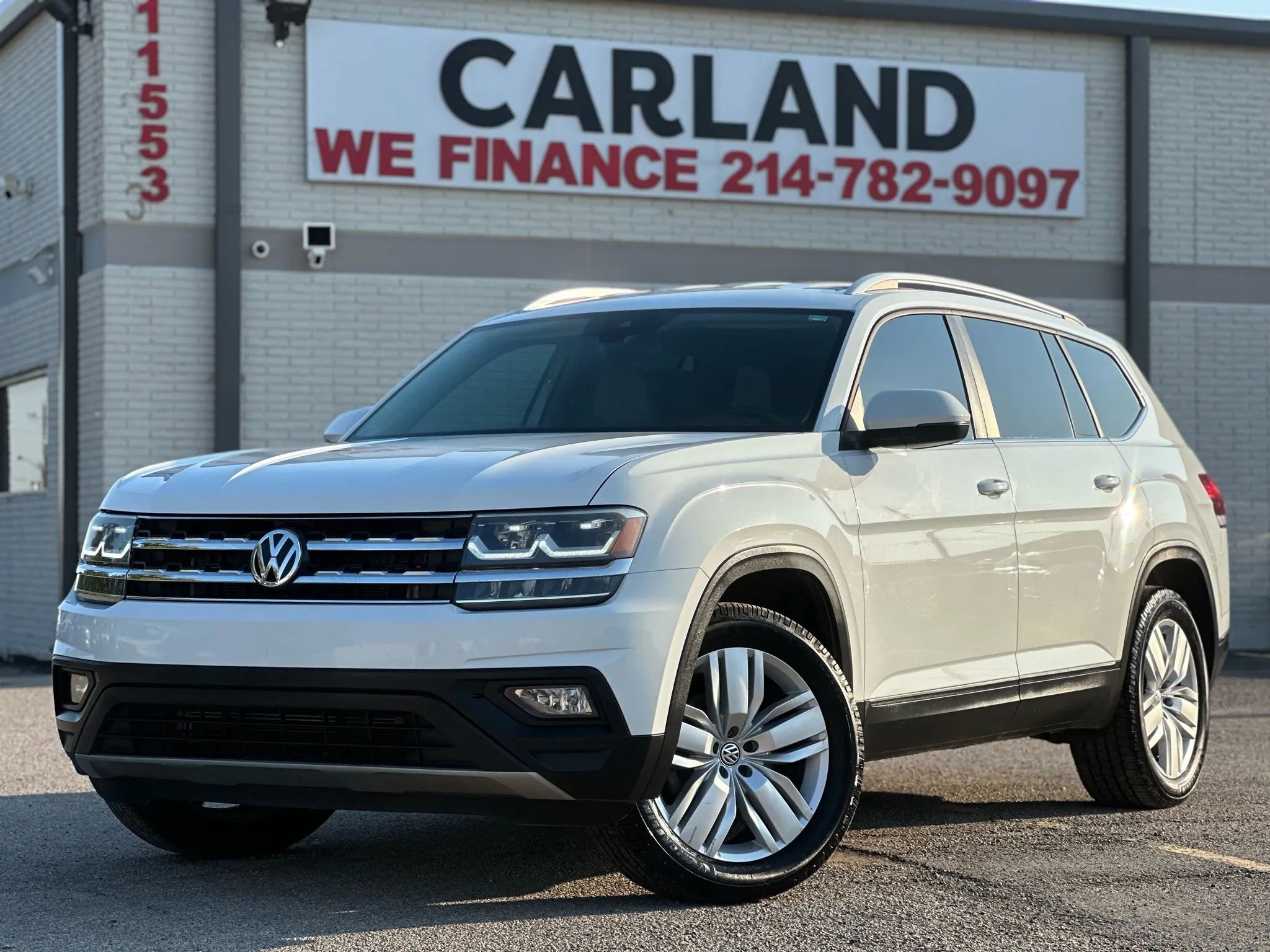 Used 2019 Volkswagen Atlas SE w/ Towing Package image 1