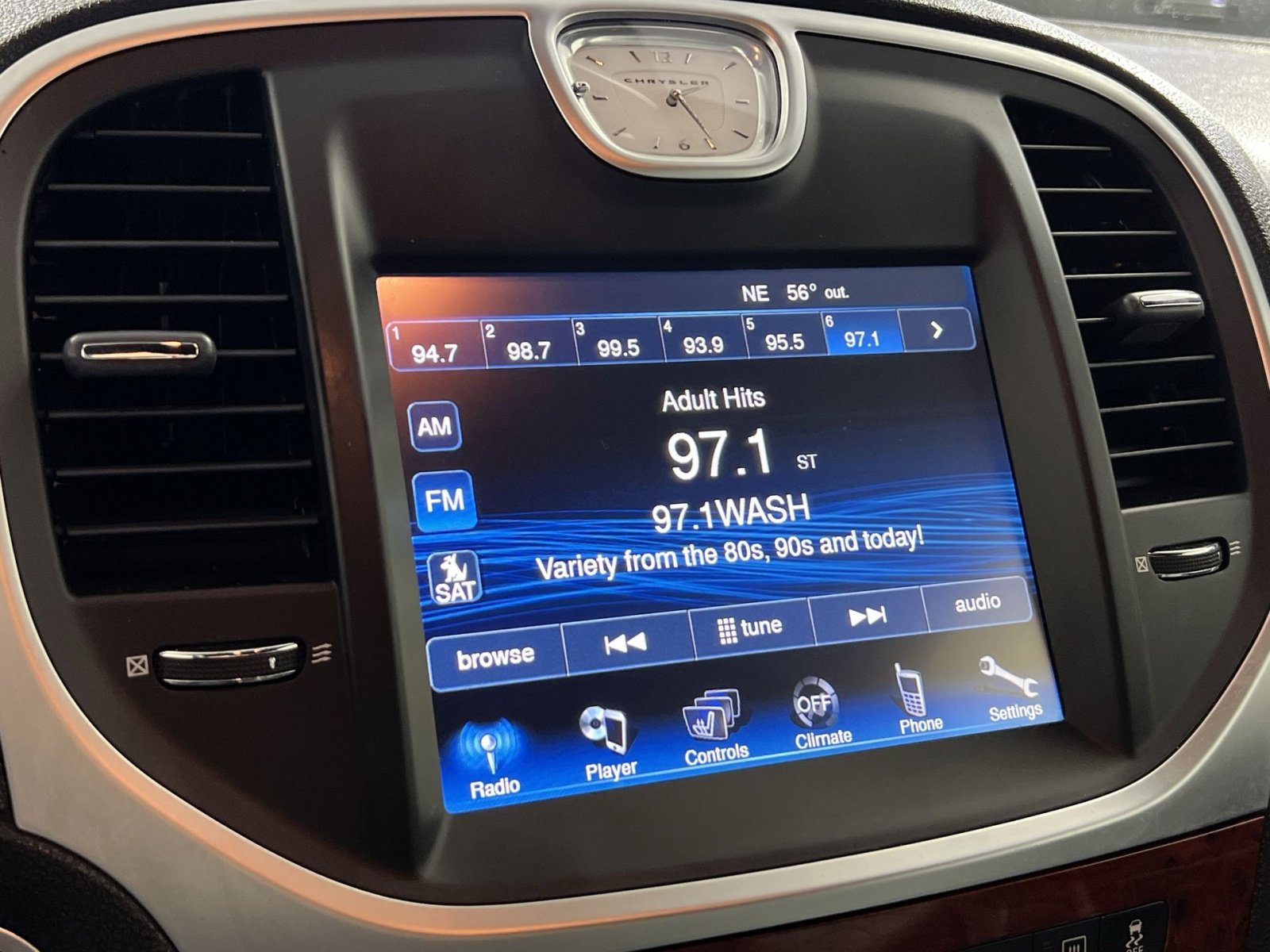 Used 2012 Chrysler 300 Limited image 18