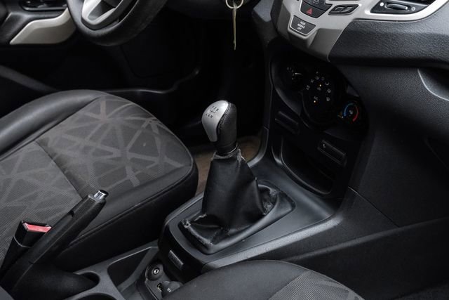 Used 2012 Ford Fiesta SE w/ Moon & Mood Pkg FWD image 23