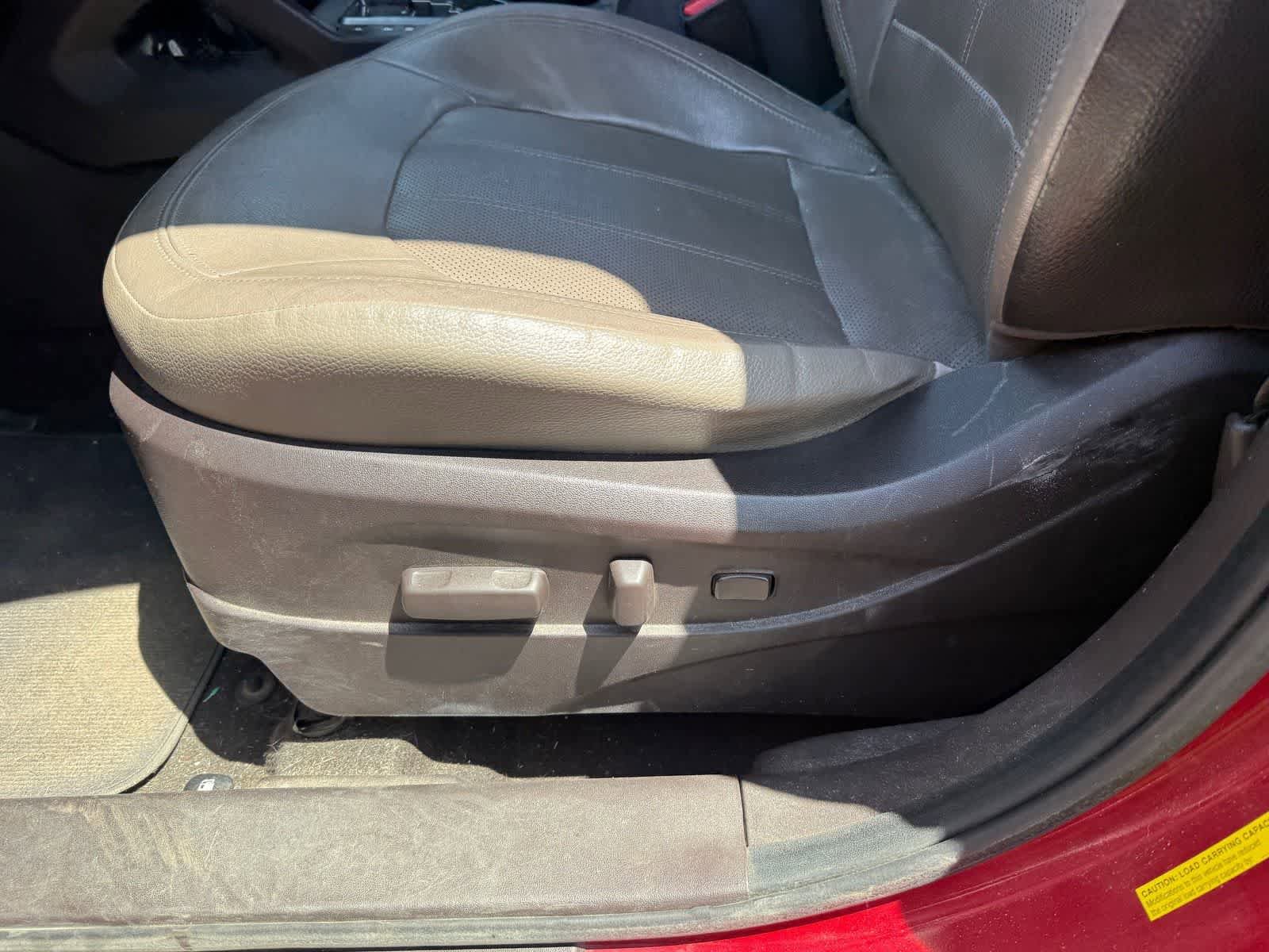 Used 2012 Hyundai Tucson Limited w/ Premium Pkg FWD image 17
