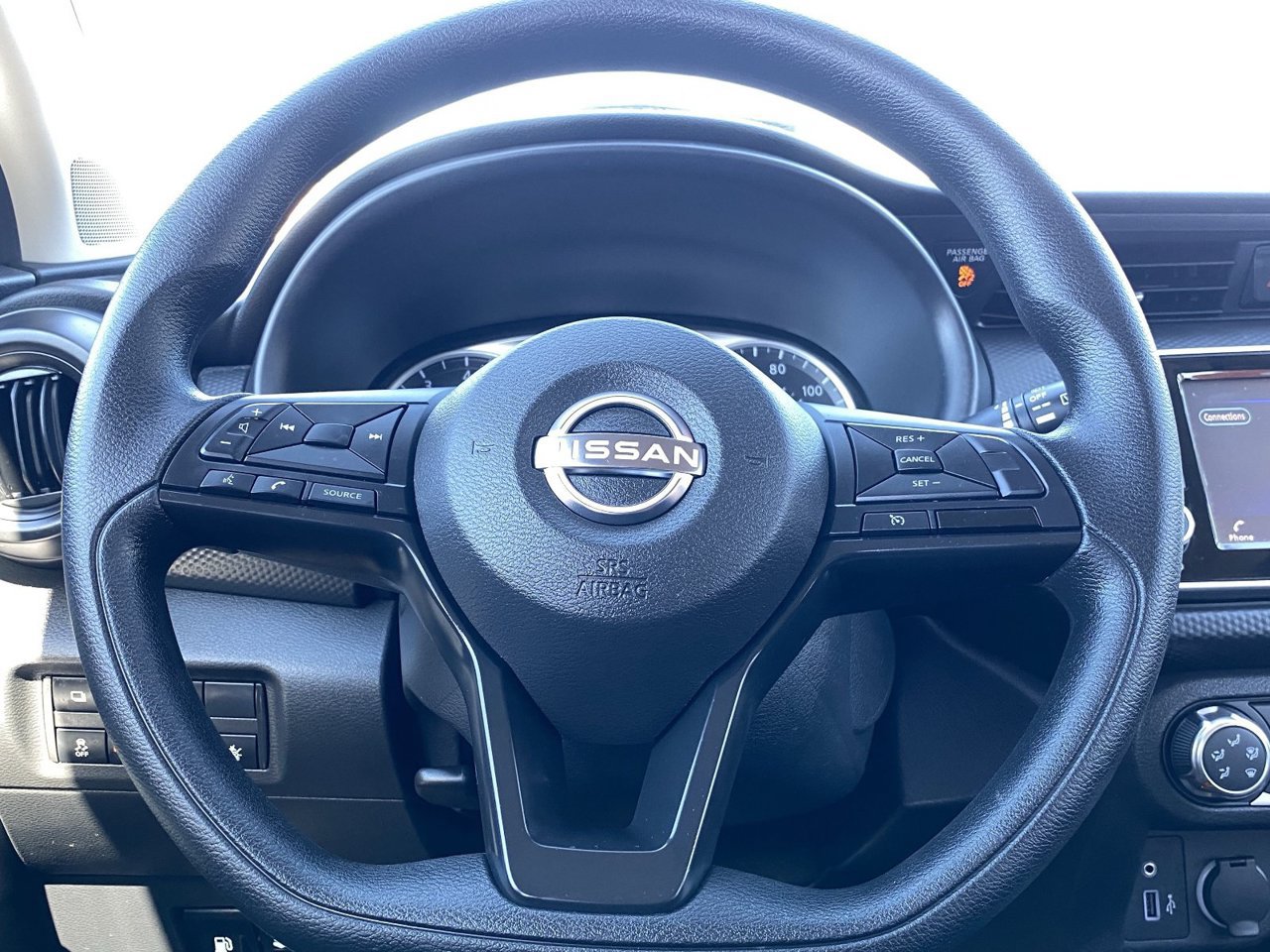 Certified 2025 Nissan Kicks Play S FWD image 24
