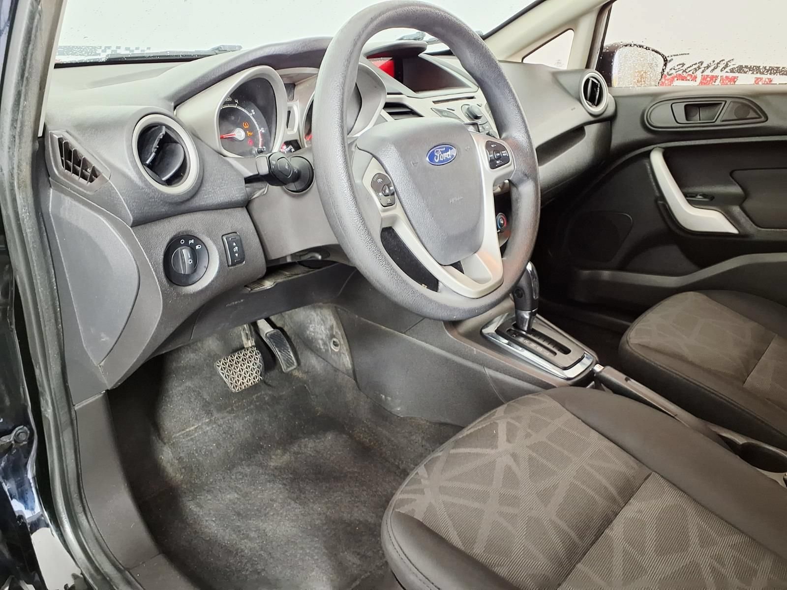 Used 2012 Ford Fiesta SE FWD image 18