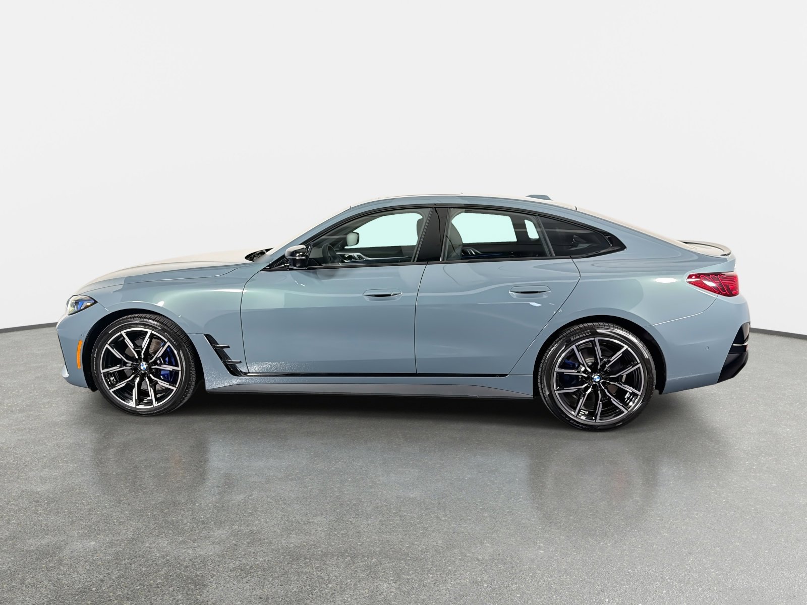 Used 2025 BMW i4 xDrive40i w/ M Sport Package image 6