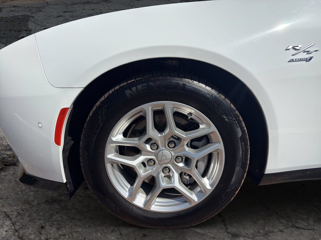 Used 2025 Dodge Charger Daytona R/T w/ Quick Order Package 25M R/T AWD/4WD image 14