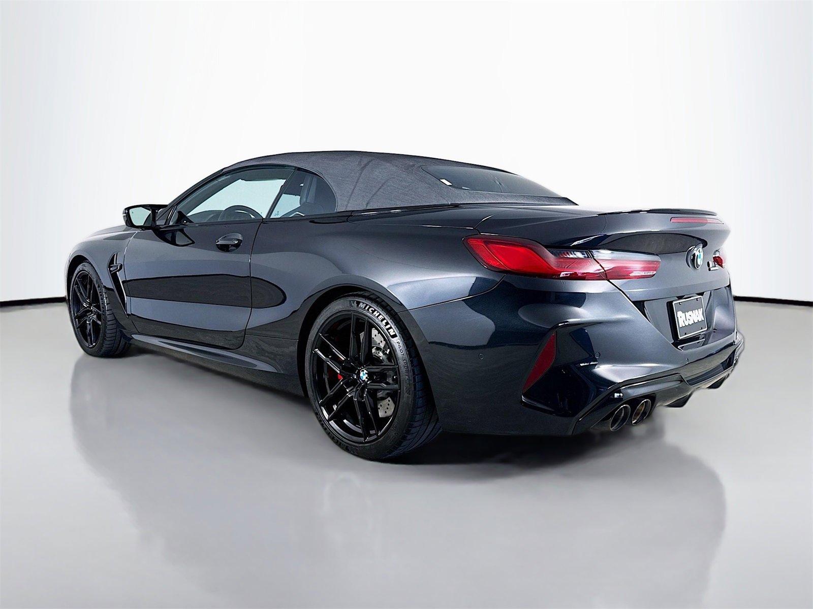 Used 2022 BMW M8 Competition w/ Driving Assistance Package image 5