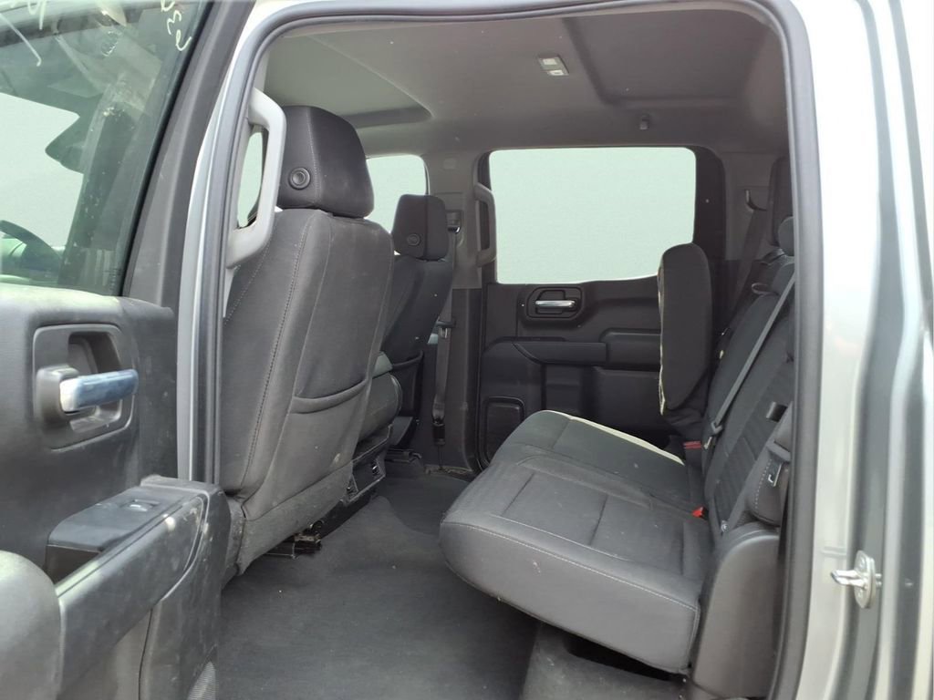 Used 2023 Chevrolet Silverado 1500 Custom image 11