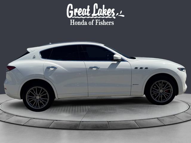 Used 2021 Maserati Levante GranLusso image 6