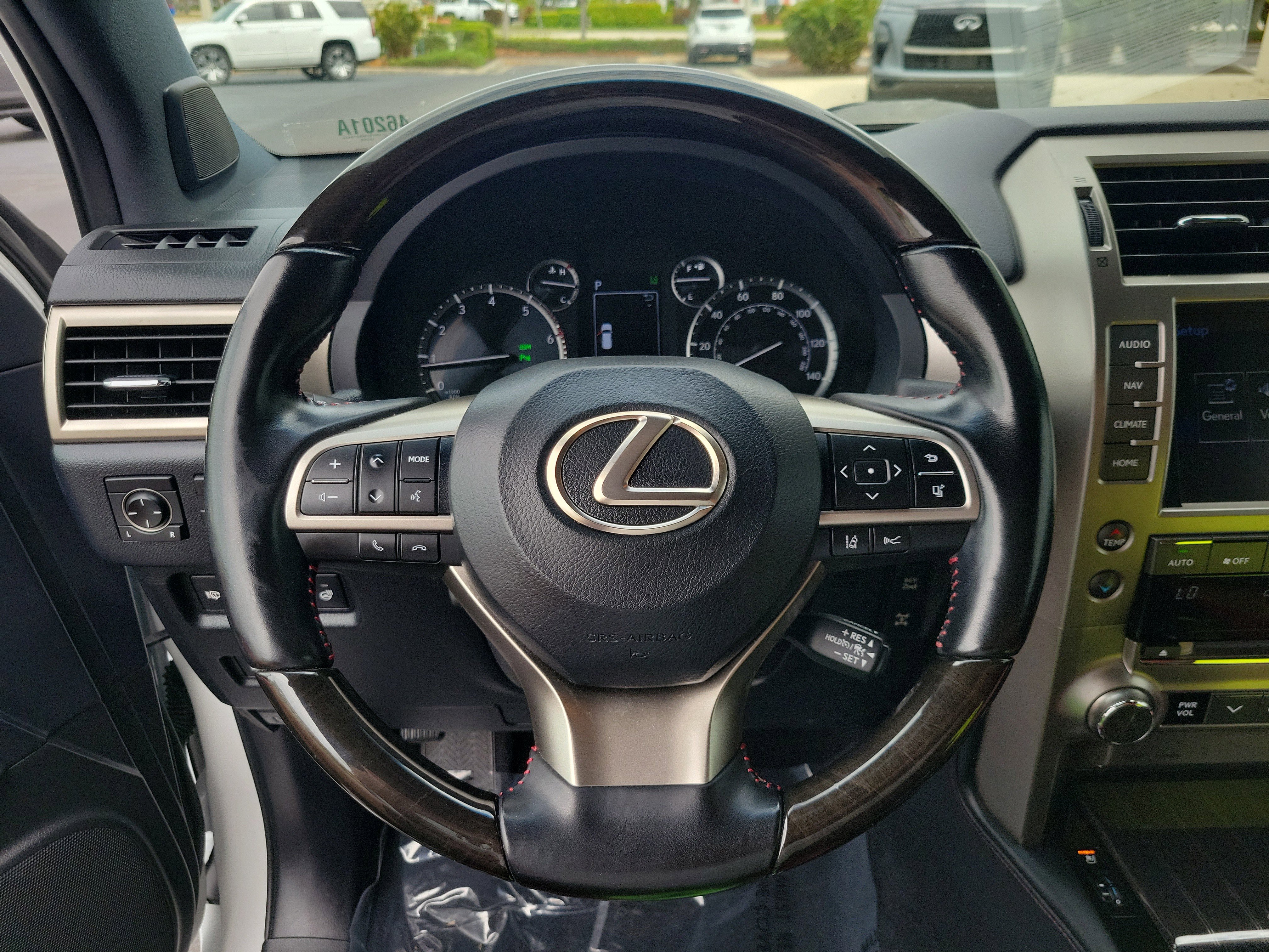 Used 2021 Lexus GX 460 Premium w/ Premium Package image 30