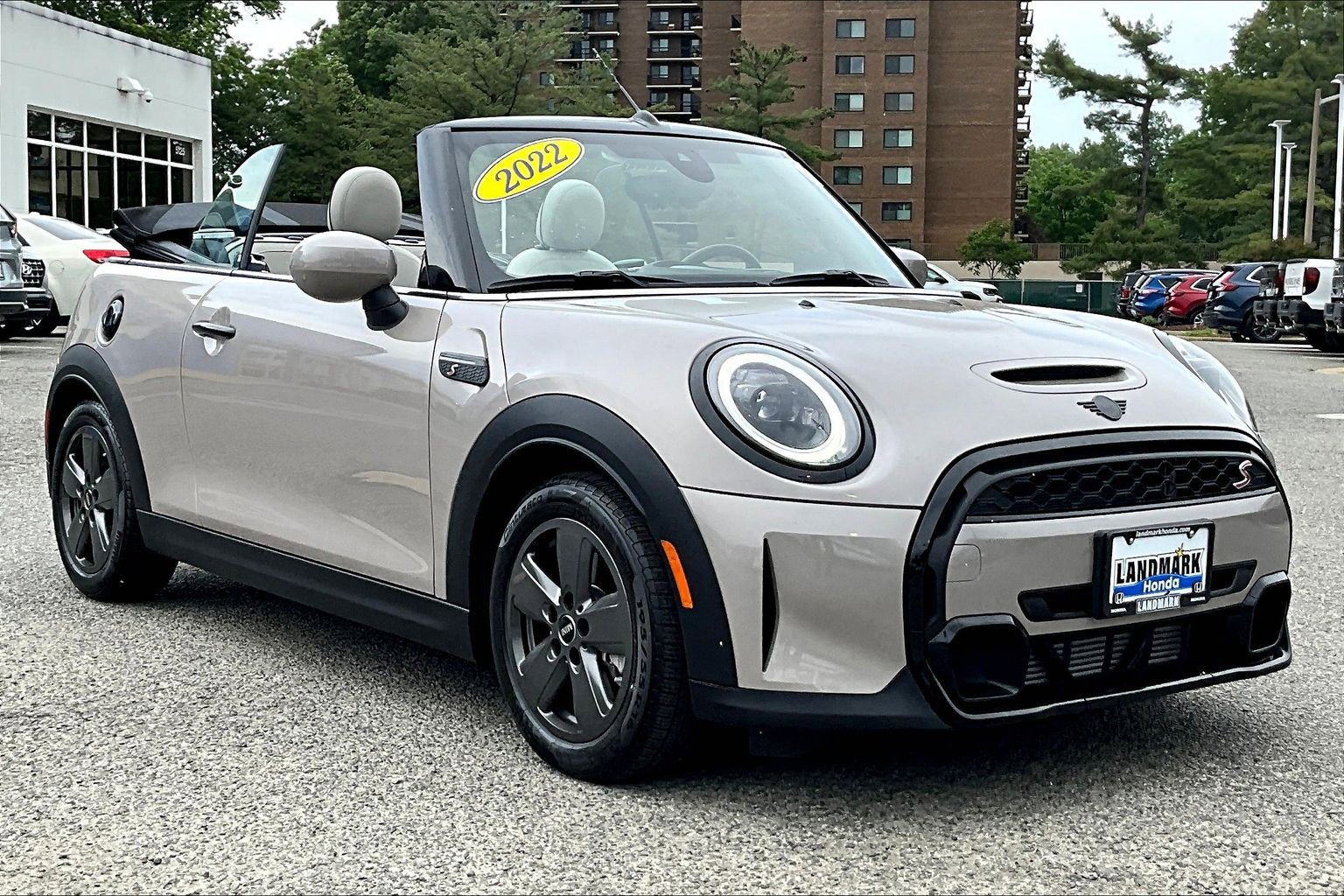 Used 2022 MINI Cooper S FWD image 11