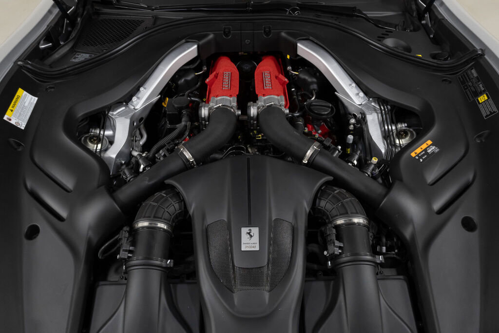 Used 2024 Ferrari Roma image 24