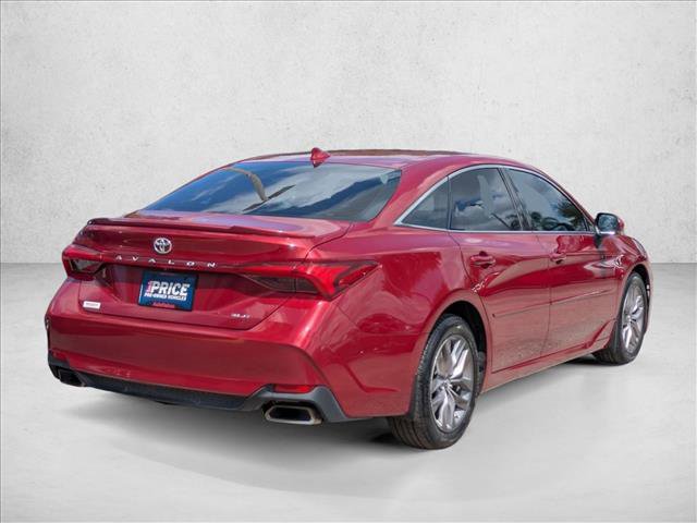 Used 2019 Toyota Avalon XLE FWD image 5